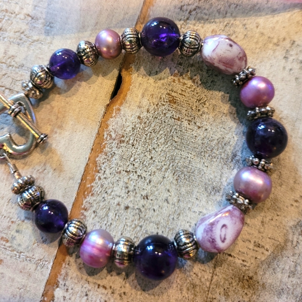 New Handmade Purple Beaded Bracelet, 7"